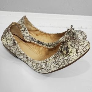 Frye Carson Collapsible Metallic Crinkle Round Toe Bow Ballet Flats
